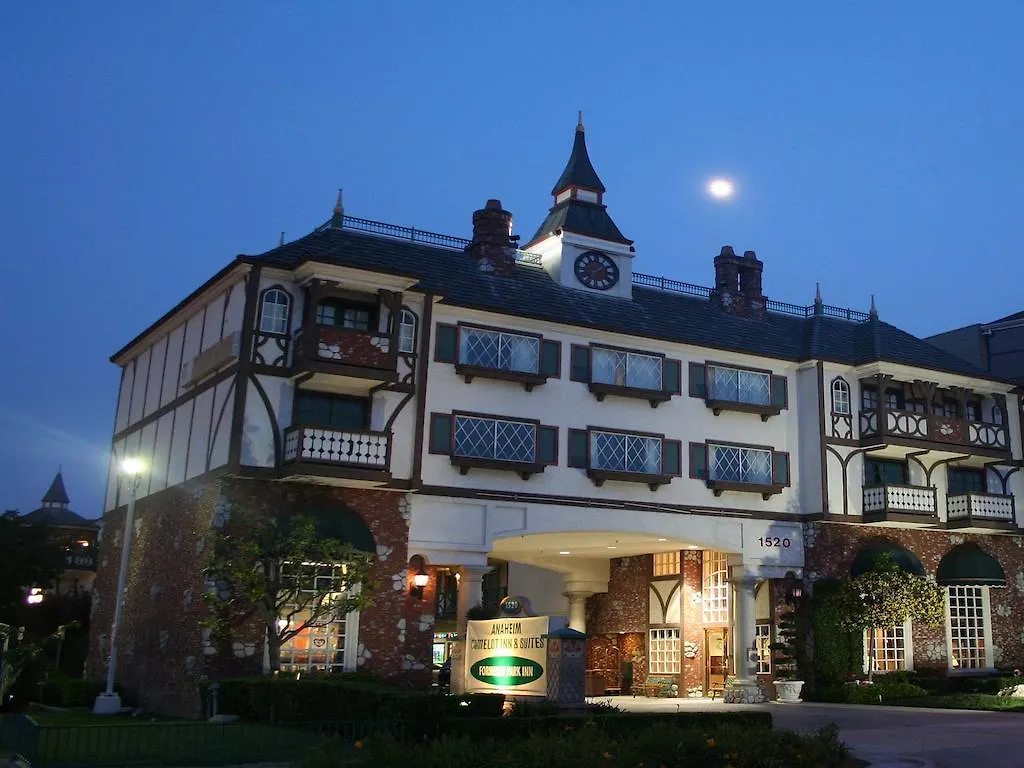 Anaheim Camelot Inn & Suites