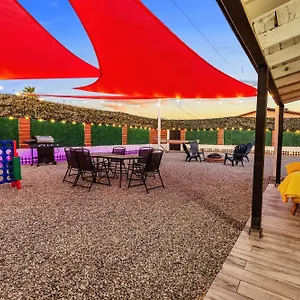 Holiday home Retreat - 1 Bedroom King With 2 Smart Tvs - 10 Min From Airp - Unit B 